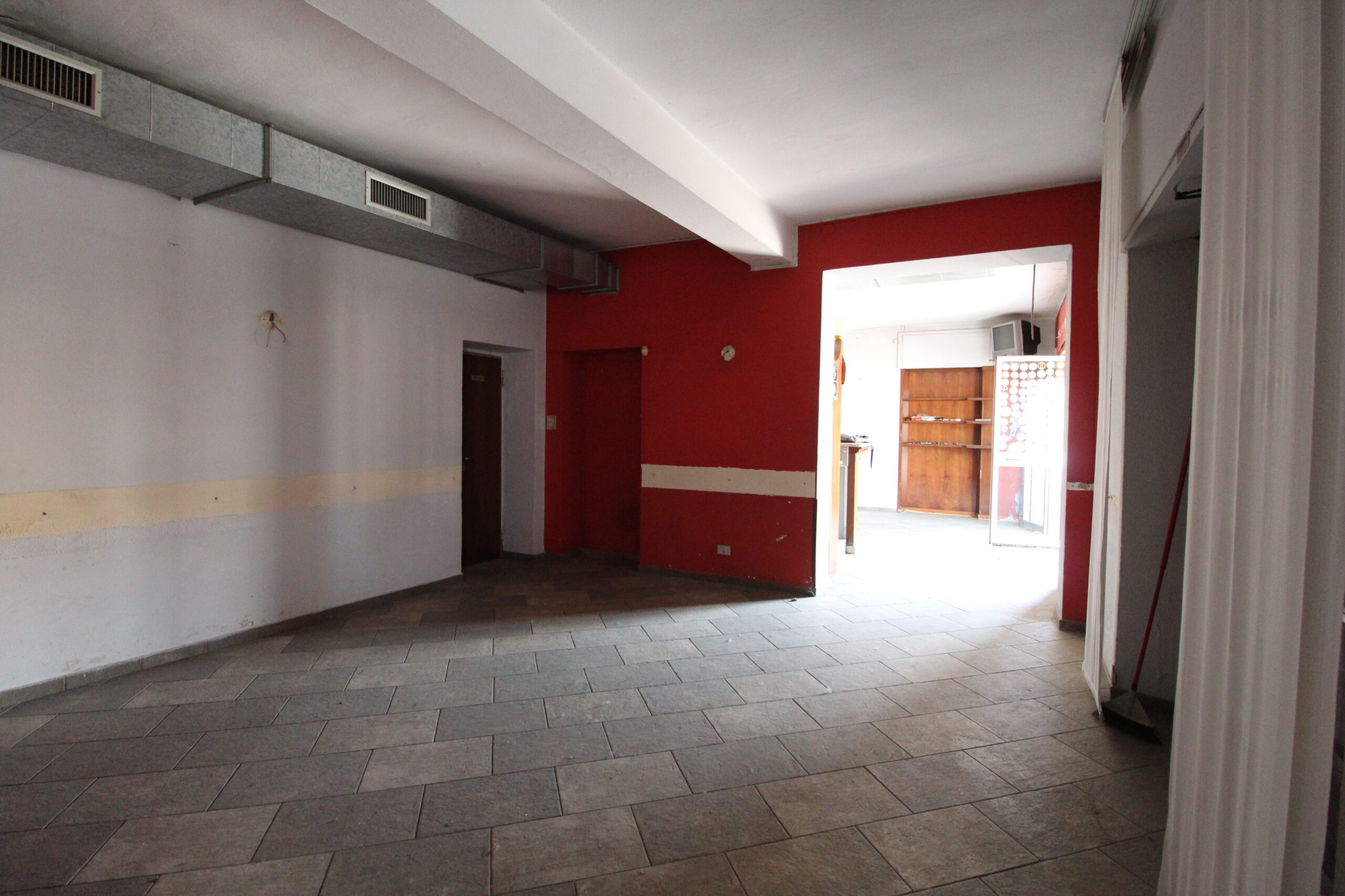 Locale commerciale in Affitto Sant’Angelo Lodigiano, Via Giuseppe Mazzini 27
