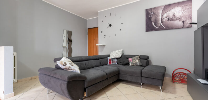 Trilocale largo Fontanili 10, Caselle Lurani