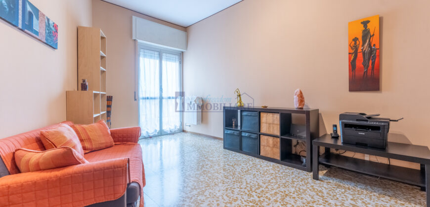 Trilocale via Camillo Benso di Cavour 5, San Giuliano Milanese (Rif. IFD102)