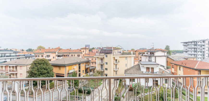 Trilocale via Camillo Benso di Cavour 5, San Giuliano Milanese (Rif. IFD102)
