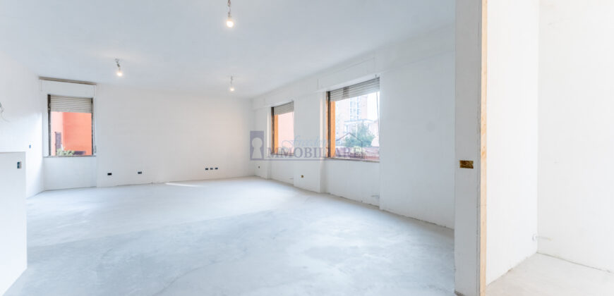 Trilocale via Pinciroli 16, Borgolombardo, San Giuliano Milanese (Rif. IFM-B4)