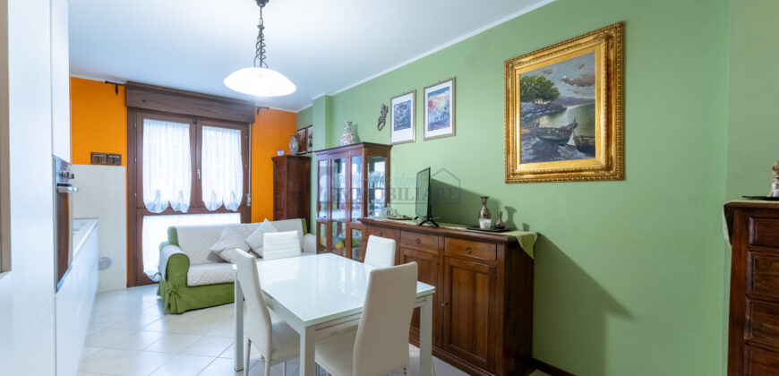 Bilocale via Giosuè Carducci 25, Laghetto, San Giuliano Milanese (Rif. IFD118)