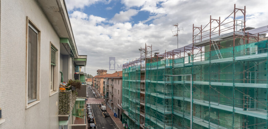 Trilocale via Don Giovanni Bosco 10, Centro, San Giuliano Milanese (Rif. IFD143)