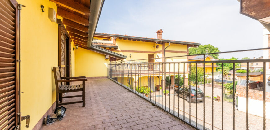 Villa bifamiliare via Roma 36, Centro, Mediglia (Rif. IFV130)