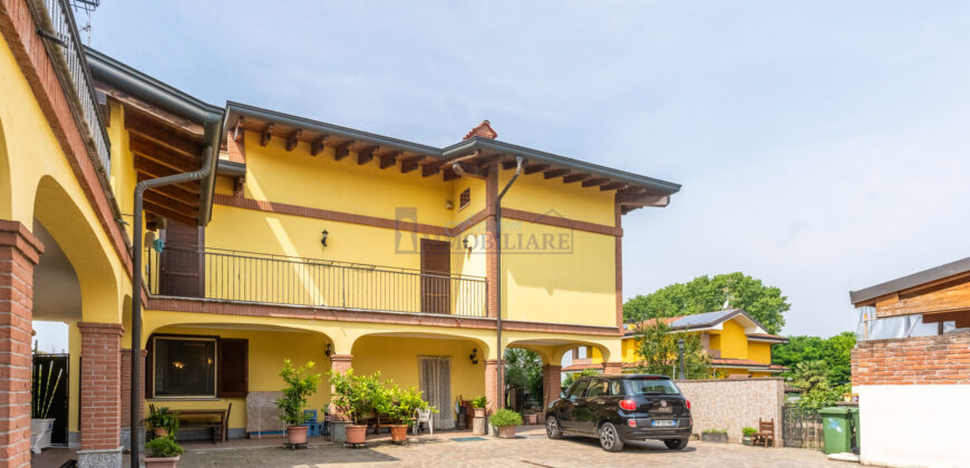 Villa bifamiliare via Roma 36, Centro, Mediglia (Rif. IFV131)