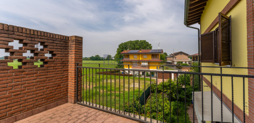 Villa bifamiliare via Roma 36, Centro, Mediglia (Rif. IFV131)