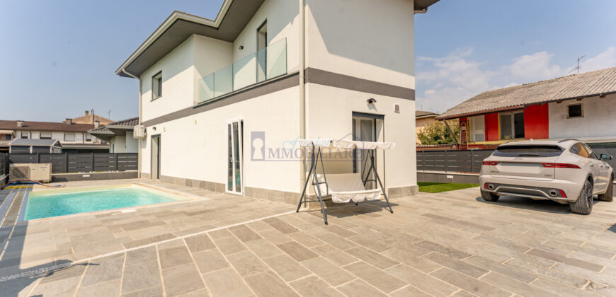 Villa unifamiliare via Roma, Cervignano d’Adda (Rif. IFV132)