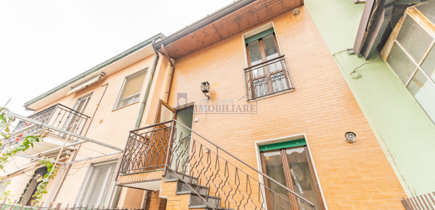 Bilocale via dei Cavalieri 17, Borgolombardo, San Giuliano Milanese (Rif. IFM-02)