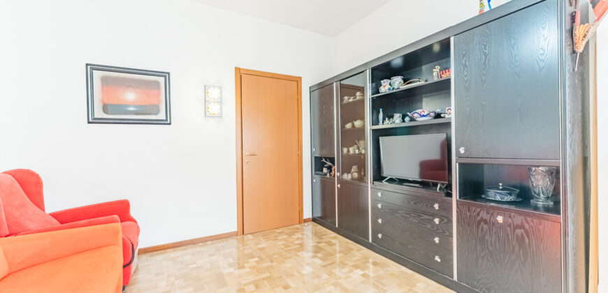 Trilocale via Roma 31, Centro, San Giuliano Milanese (Rif. IFD171)