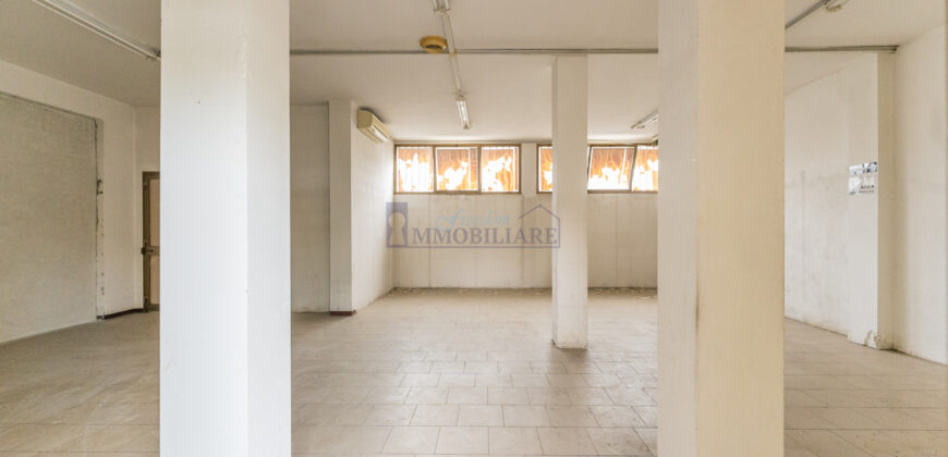 Locale commerciale in Vendita a Casaletto Lodigiano in Via Tiziano Vecellio, 12 (Rif. SGM-22)