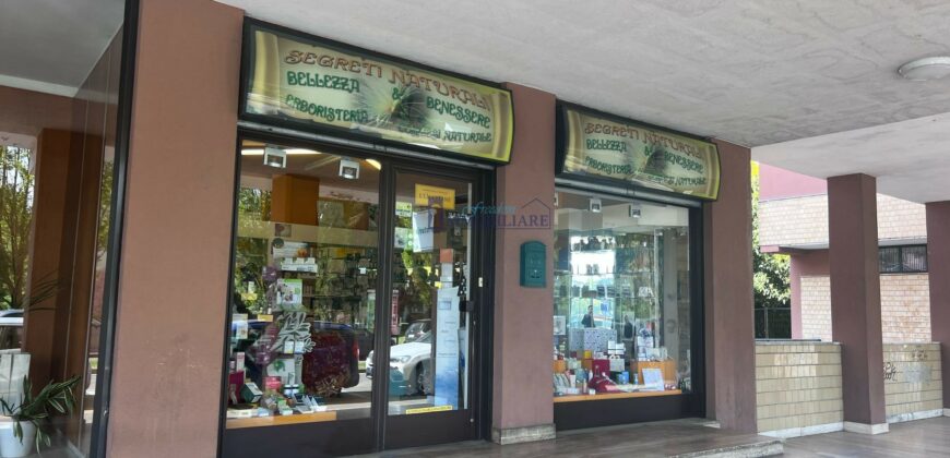 Negozio Via Gramsci n.30 San Donato Milanese (Rif. SDIFR1)