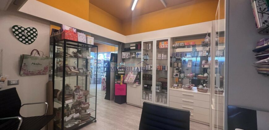 Negozio Via Gramsci n.30 San Donato Milanese (Rif. SDIFR1)
