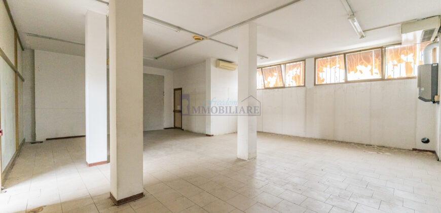 Locale commerciale in Vendita a Casaletto Lodigiano in Via Tiziano Vecellio, 12 (Rif. SGM-22)
