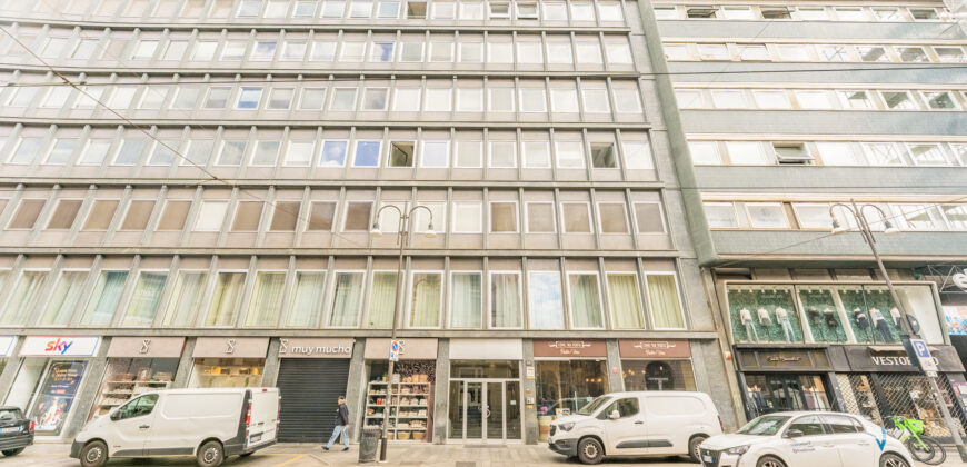 Bilocale via Torino 66, Carrobbio, Milano (Rif. IFM179)