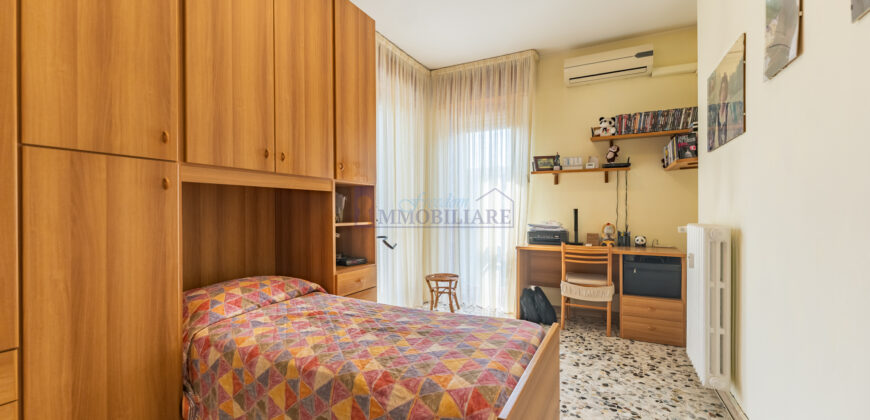 Trilocale via Francesco Baracca 8, Centro, San Giuliano Milanese (Rif. SGM30)