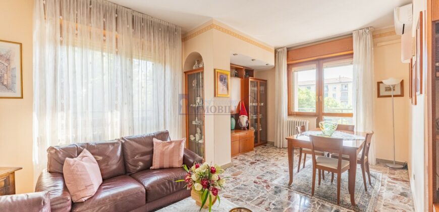 Trilocale via Francesco Baracca 8, Centro, San Giuliano Milanese (Rif. SGM30)