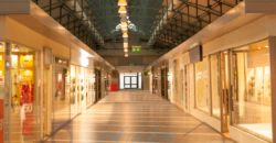 Locale commerciale via Cassinari – Santa Giulia- Milano (Rif. IFM161)