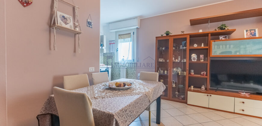 Trilocale via Toscana 4, Melegnano (Rif. SGM29)
