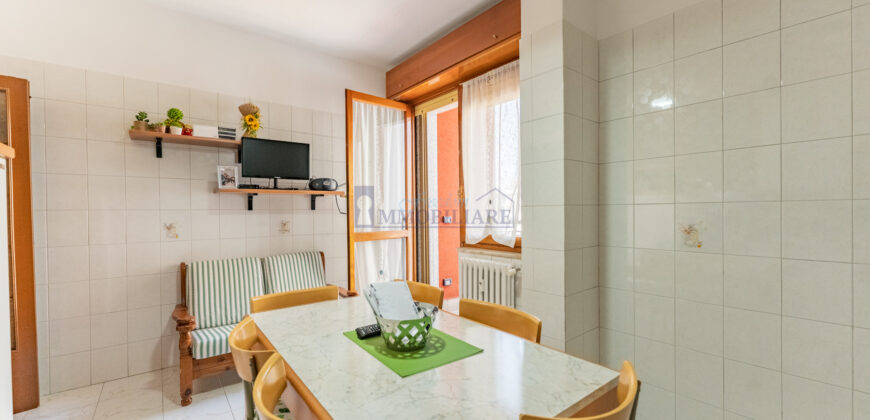 Trilocale via Francesco Baracca 8, Centro, San Giuliano Milanese (Rif. SGM30)