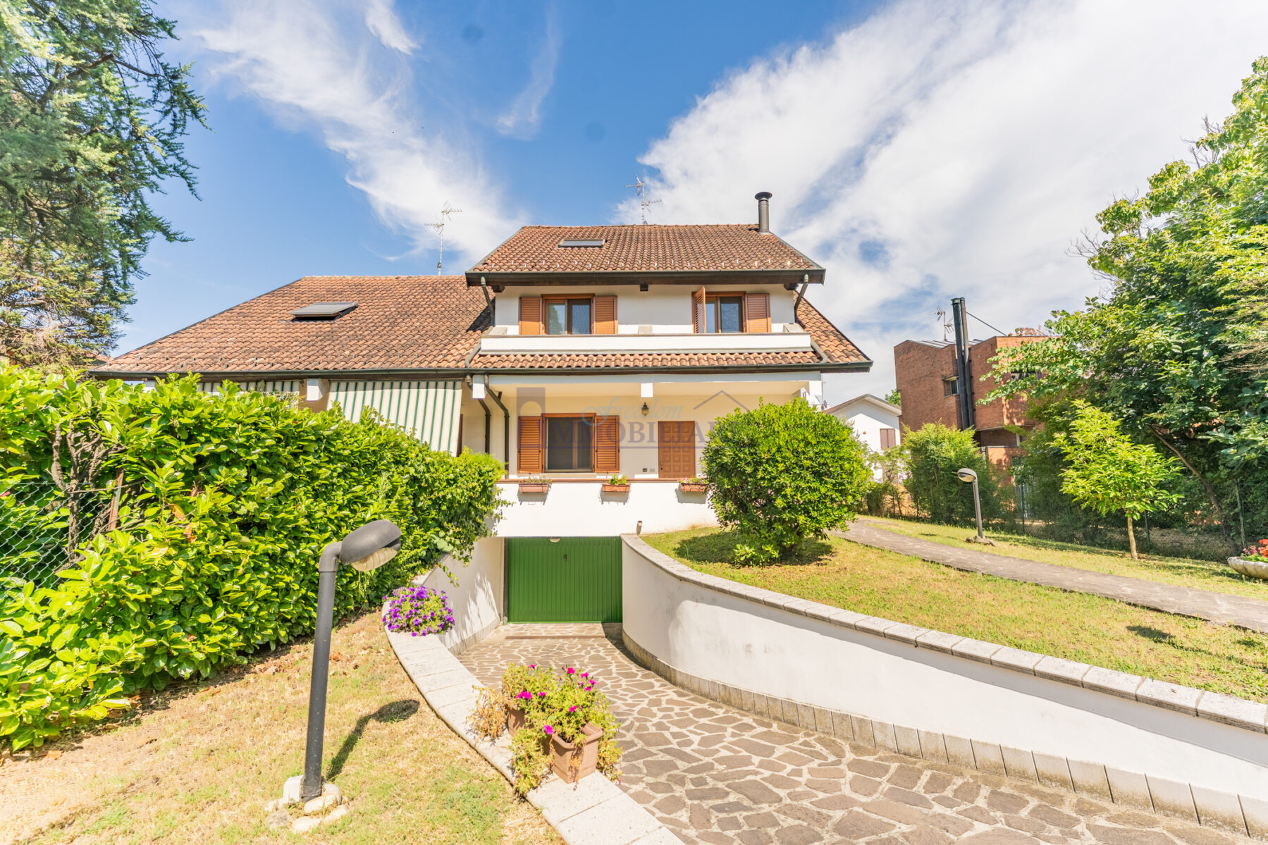 Villa Bifamiliare Via G. Di Vittorio n.15 Dresano (Rif. SDIFN91)