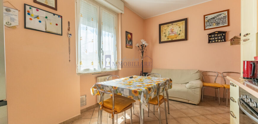Trilocale via Monte Bianco 19, Centro, San Giuliano Milanese (Rif. SGM35)