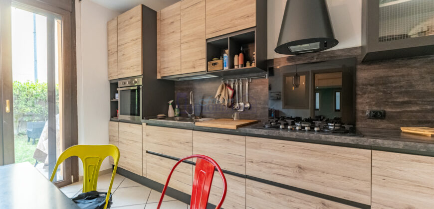 Bilocale via Giacomo Matteotti 26, Centro, San Giuliano Milanese (SGM37)