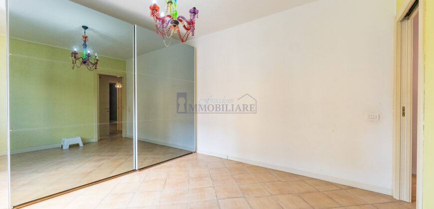 Trilocale via dei Tigli 8, Centro, Mulazzano (Rif. SGM38)