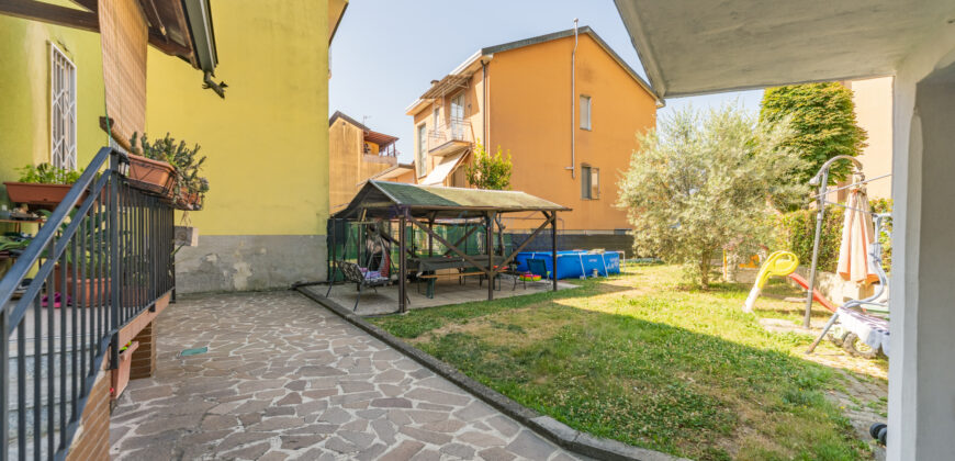 Trilocale via Monte Bianco 19, Centro, San Giuliano Milanese (Rif. SGM35)