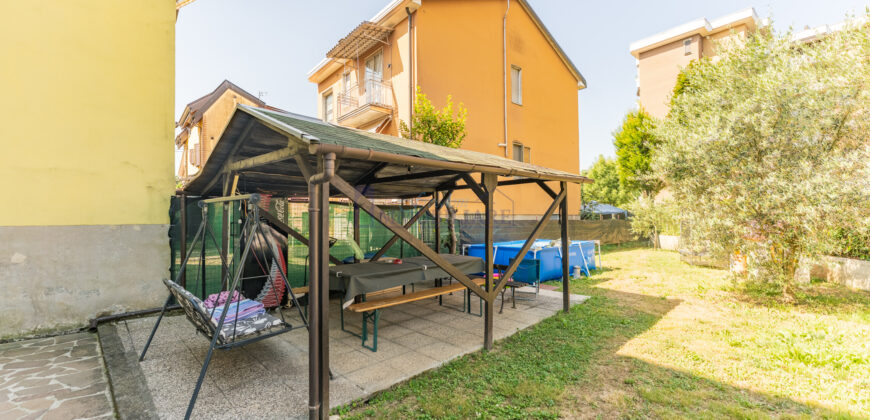 Trilocale via Monte Bianco 19, Centro, San Giuliano Milanese (Rif. SGM35)