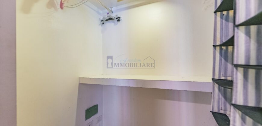 Trilocale via dei Tigli 8, Centro, Mulazzano (Rif. SGM38)