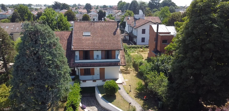 Villa Bifamiliare Via G. Di Vittorio n.15 Dresano (Rif. SDIFN91)