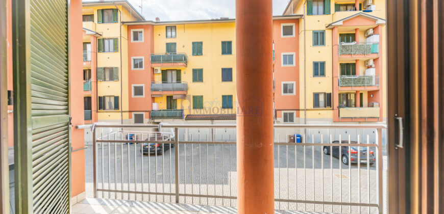 Trilocale via dei Tigli 8, Centro, Mulazzano (Rif. SGM38)