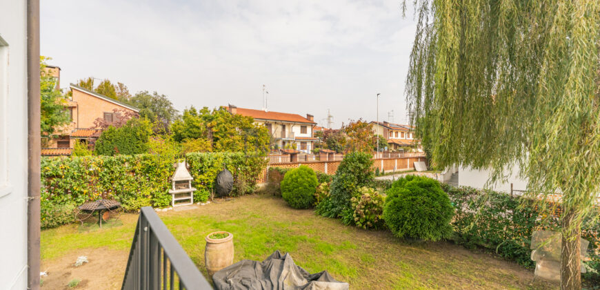 Villa bifamiliare via Galileo Galilei 22, Civesio, Viboldone, San Giuliano Milanese (Rif. SGM48)