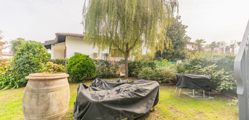 Villa bifamiliare via Galileo Galilei 22, Civesio, Viboldone, San Giuliano Milanese (Rif. SGM48)