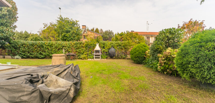Villa bifamiliare via Galileo Galilei 22, Civesio, Viboldone, San Giuliano Milanese (Rif. SGM48)