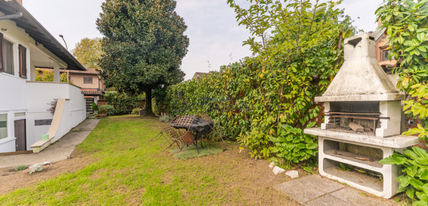 Villa bifamiliare via Galileo Galilei 22, Civesio, Viboldone, San Giuliano Milanese (Rif. SGM48)