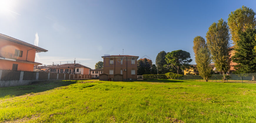 Plurifamiliare con terreno e potenziale di trasformazione (Rif. SGM52)