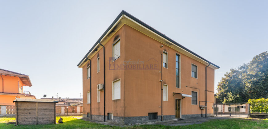 Plurifamiliare con terreno e potenziale di trasformazione (Rif. SGM52)