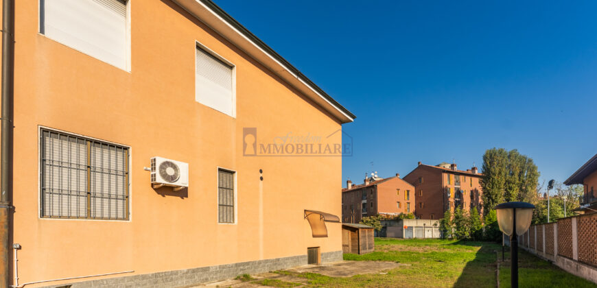 Plurifamiliare con terreno e potenziale di trasformazione (Rif. SGM52)