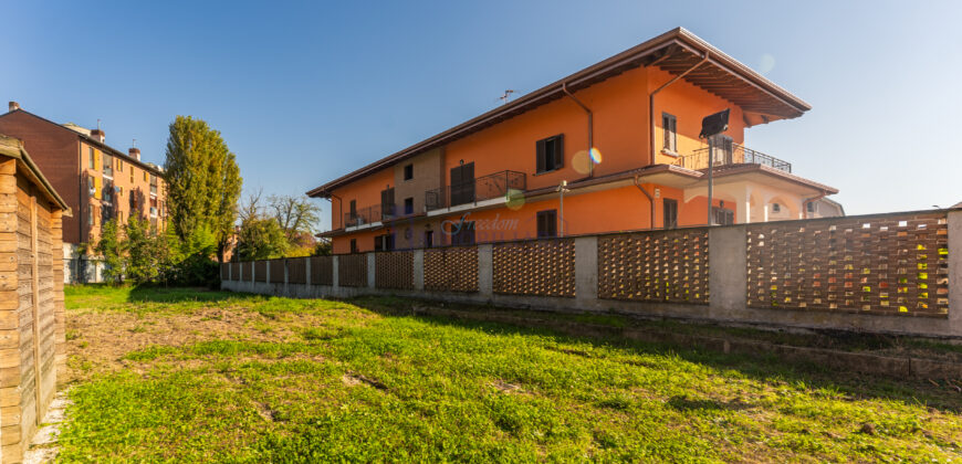 Plurifamiliare con terreno e potenziale di trasformazione (Rif. SGM52)