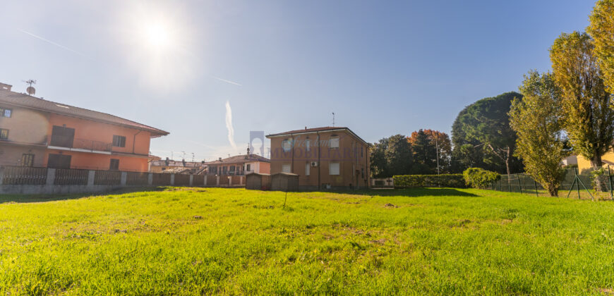 Plurifamiliare con terreno e potenziale di trasformazione (Rif. SGM52)