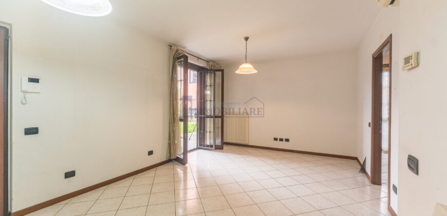 Trilocale via Camillo Benso di Cavour 10, San Giuliano Milanese (Rif. SGM58)