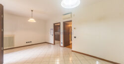 Trilocale via Camillo Benso di Cavour 10, San Giuliano Milanese (Rif. SGM58)