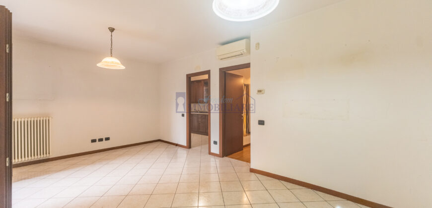 Trilocale via Camillo Benso di Cavour 10, San Giuliano Milanese (Rif. SGM58)