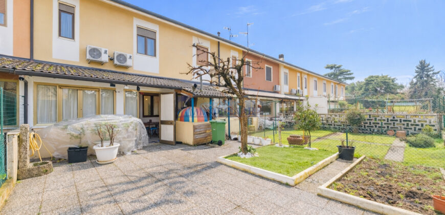 Villa a schiera via Giuseppe Parini 13, Villaggio, Carpianello, San Giuliano Milanese (Rif. SGM66)