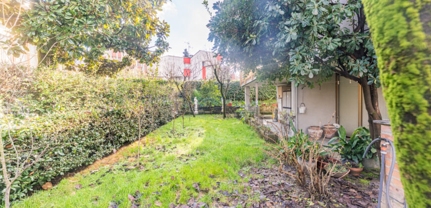 Villa bifamiliare Via Primavera n.7 San Donato Milanese (Rif. SDIFN98)