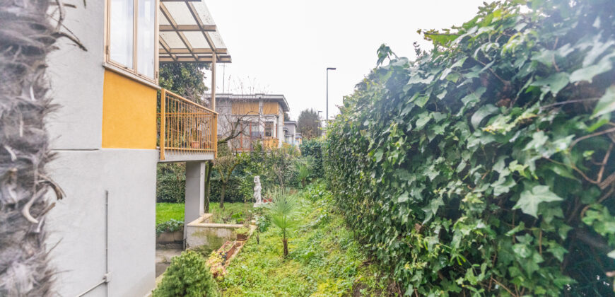 Villa bifamiliare Via Primavera n.7 San Donato Milanese (Rif. SDIFN98)