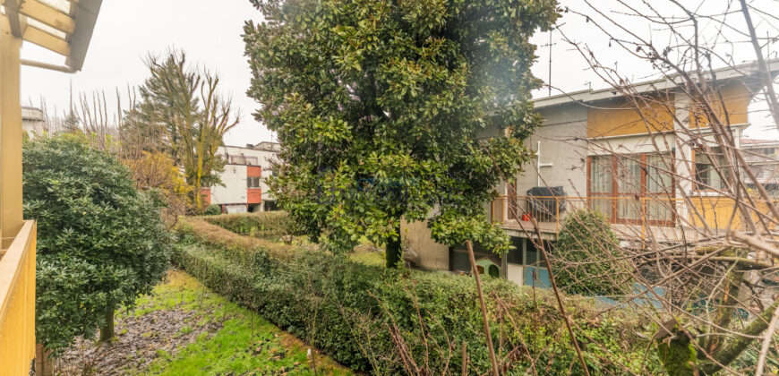 Villa bifamiliare Via Primavera n.7 San Donato Milanese (Rif. SDIFN98)