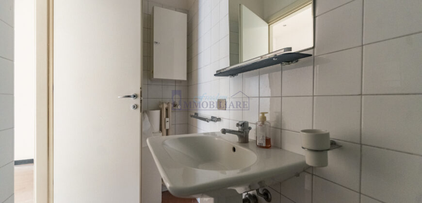 Bilocale via Molino delle Armi 7, Ticinese, Milano (Rif. IFM 201)