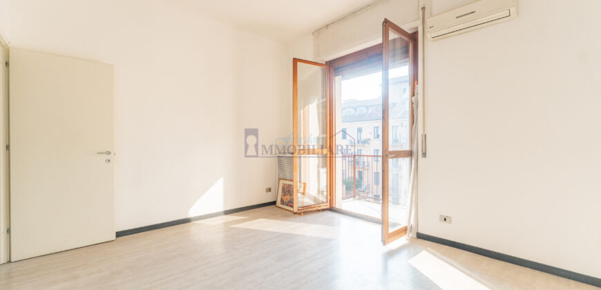 Bilocale via Molino delle Armi 7, Ticinese, Milano (Rif. IFM 201)